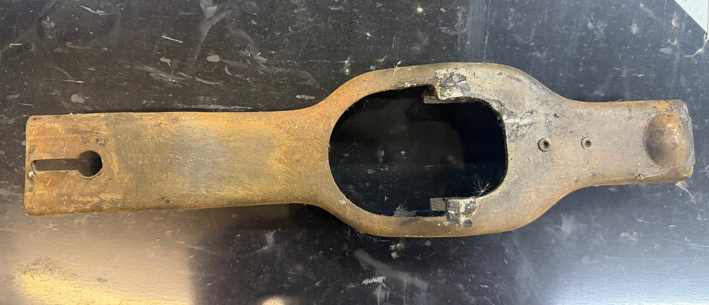 D12A 7515 AB Pinto clutch fork