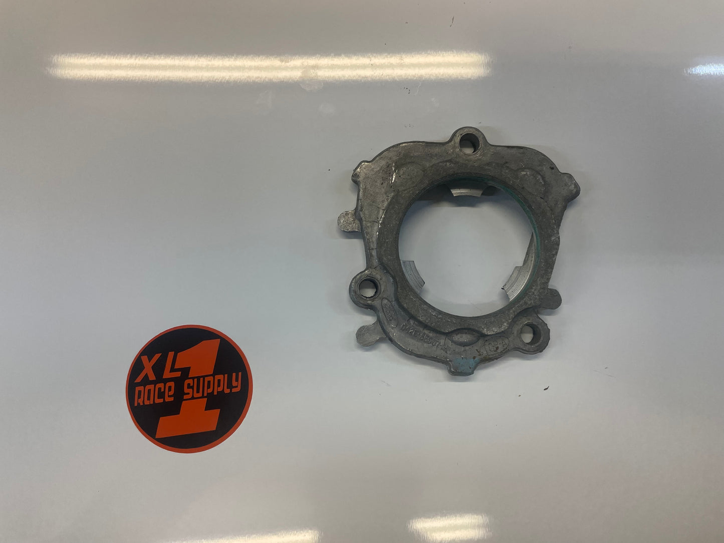 Ford 2.3 auxiliary seal housing